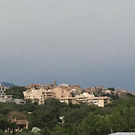 Vecchio Vue Et Montagne アパート ポルトヴェッキオ